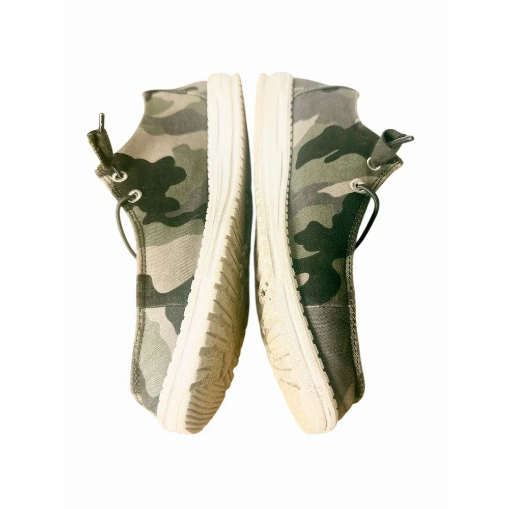 HEYDUDE Wendy Camo Slip On Shoes Women's Size 8 Green Camouflage Loafers